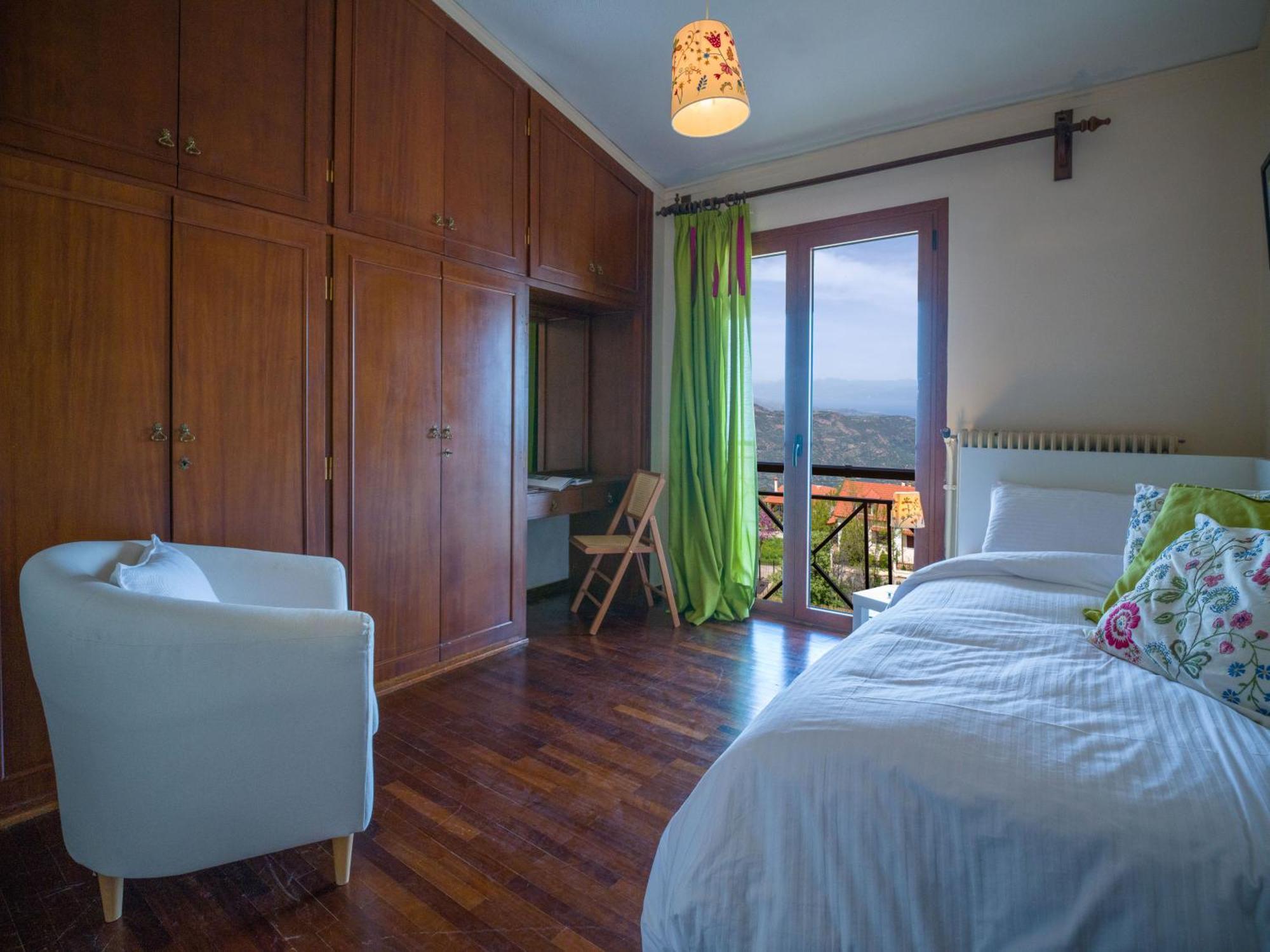 Traditional Luxury Villa Armonia Aigio Exterior photo